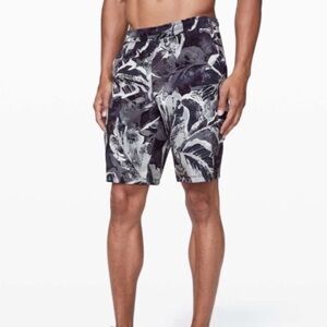 Lululemon Pace Breaker Lined Shorts M